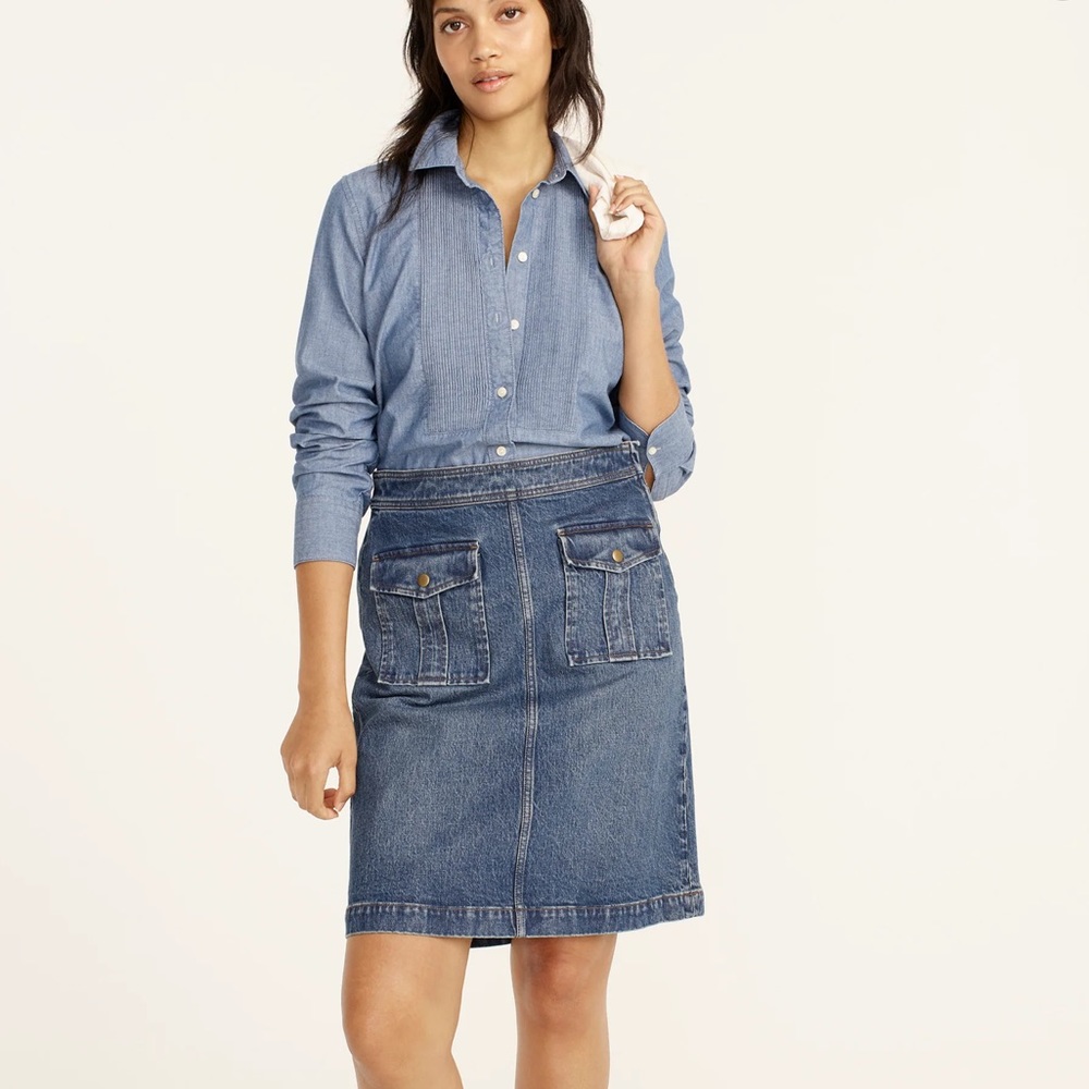 JCrew Jean Skirt with front patch pockets.  Size 6. NWT.